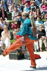 Fire juggler, keith leaf, firejuggler, performer, juggler