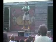 Fire juggler, keith leaf, firejuggler, performer, juggler, Knives on Rola