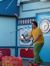 Fire juggler, keith leaf, firejuggler, performer, juggler