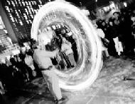 Fire juggler, keith leaf, firejuggler, performer, juggler, keith leaf link now toronto